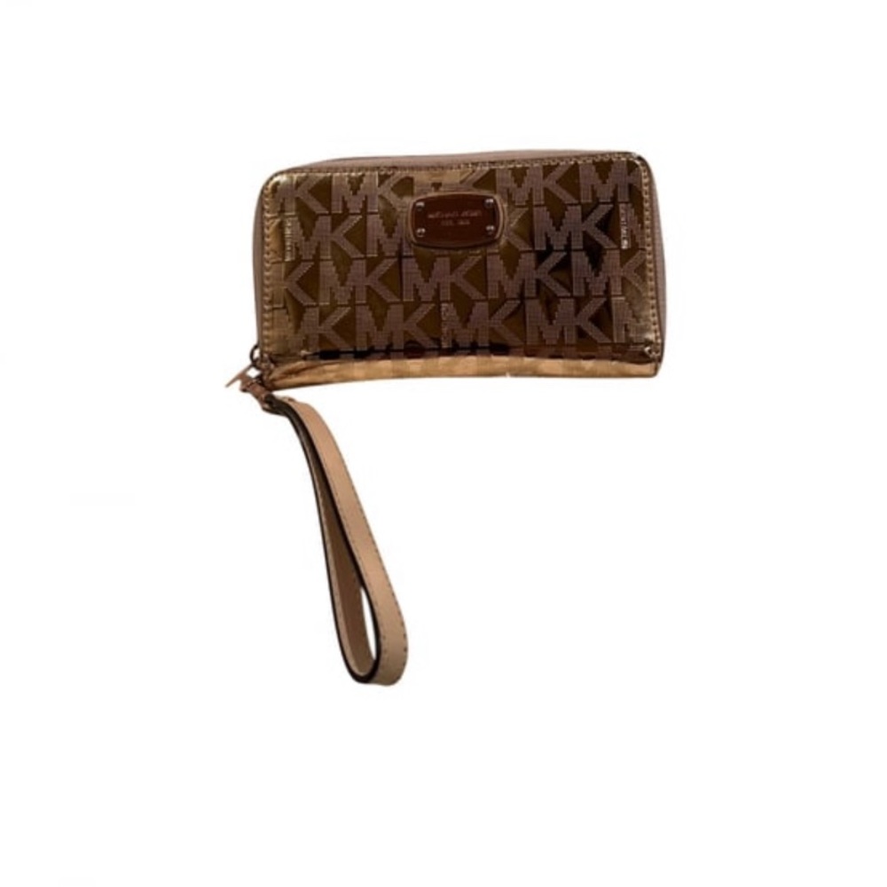 Michael Kors Rose Gold full zippy/wristlet wallet.